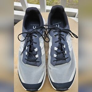 On Cloud Mens Cloud Vista Running Shoes Size 9